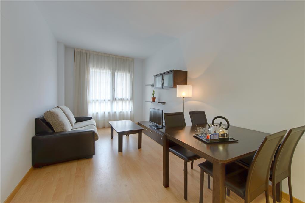 Madrid Airport Suites, Affiliated By Melia الغرفة الصورة