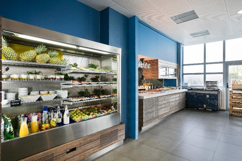 Madrid Airport Suites, Affiliated By Melia المظهر الخارجي الصورة