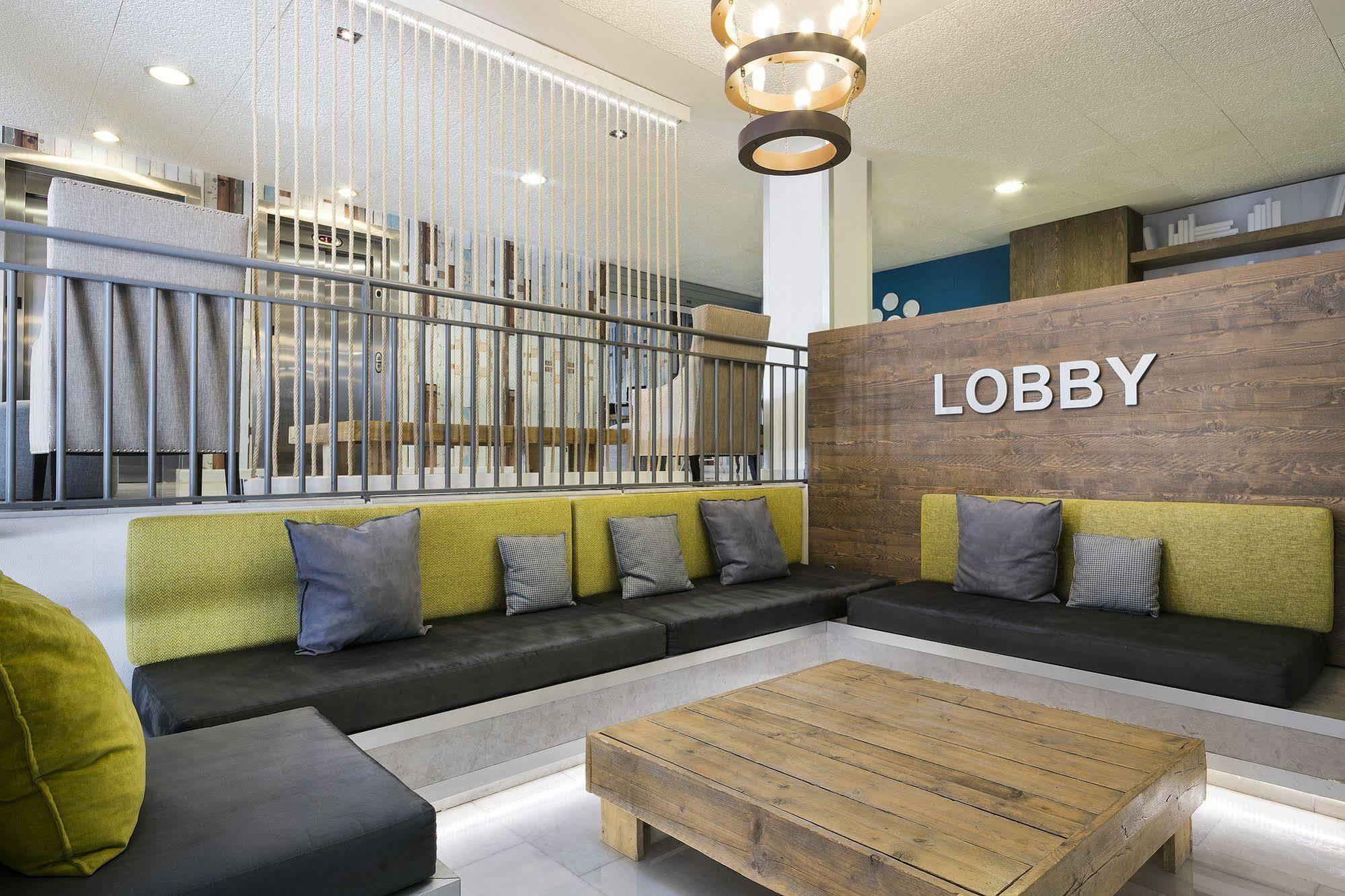 Madrid Airport Suites, Affiliated By Melia المظهر الخارجي الصورة