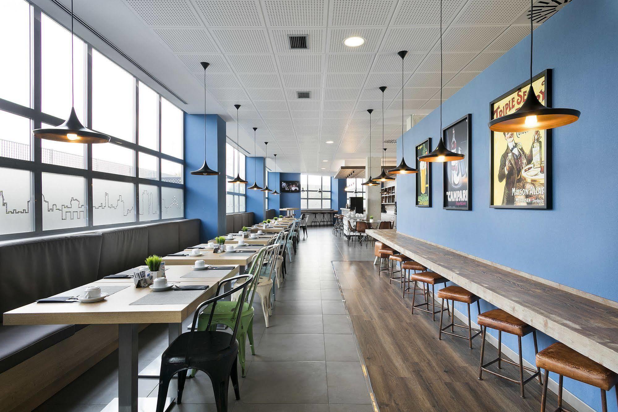 Madrid Airport Suites, Affiliated By Melia المظهر الخارجي الصورة