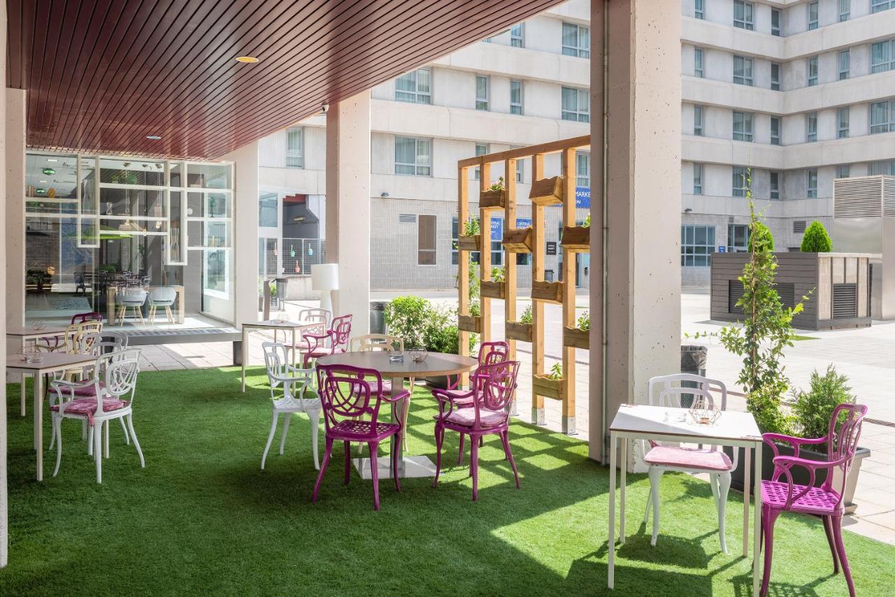Madrid Airport Suites, Affiliated By Melia المظهر الخارجي الصورة